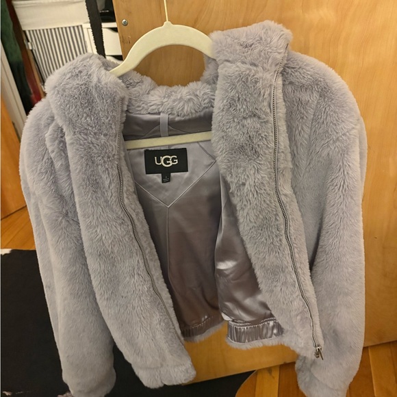 UGG Jackets & Blazers - UGG Women’s Light Gray Faux Fur Coat